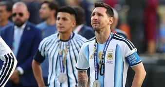 Lời căn dặn của Messi dấy lên nghi vấn về khuất tất nội bộ của Argentina