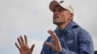 Luis Enrique tiến cử cầu thủ PSG giành Quả Bóng Vàng