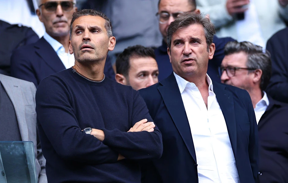 Man City bị xác định dàn xếp hợp đồng tài trợ gần 1 tỷ bảng Man City bị xác định dàn xếp hợp đồng tài trợ gần 1 tỷ bảng