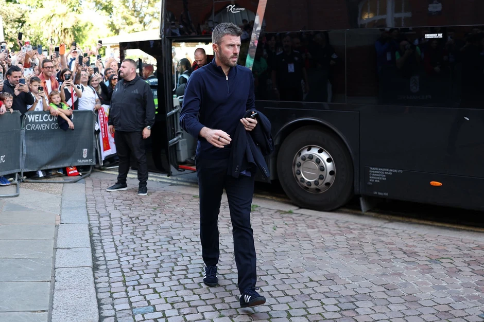Man Utd nhọc nhằn giành lại 1 điểm từ tay Fulham Man Utd nhọc nhằn giành lại 1 điểm từ tay Fulham