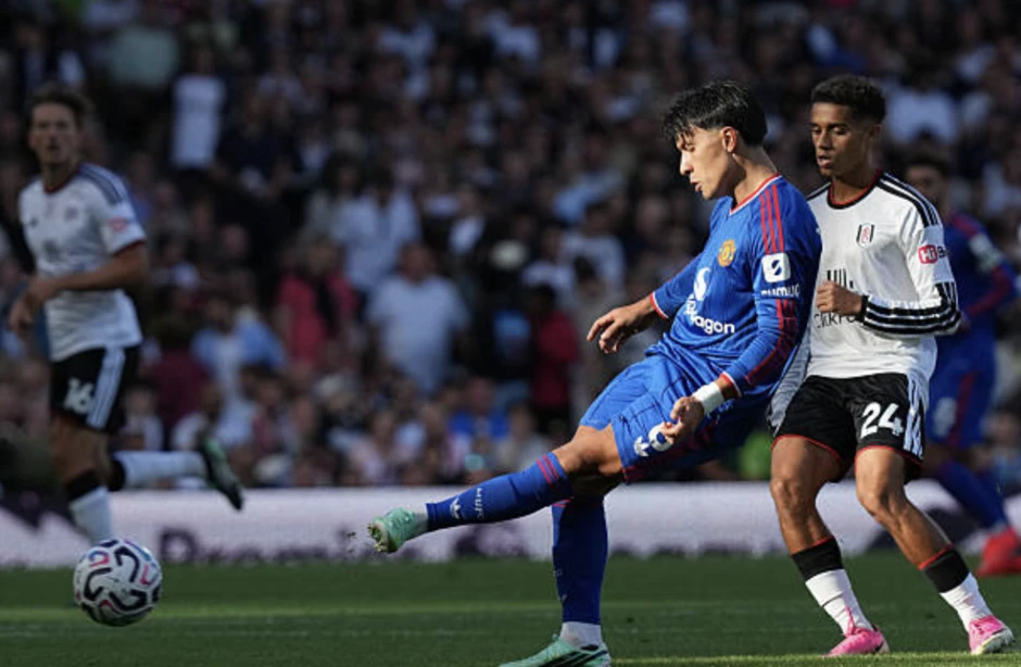Man Utd nhọc nhằn giành lại 1 điểm từ tay Fulham Man Utd nhọc nhằn giành lại 1 điểm từ tay Fulham