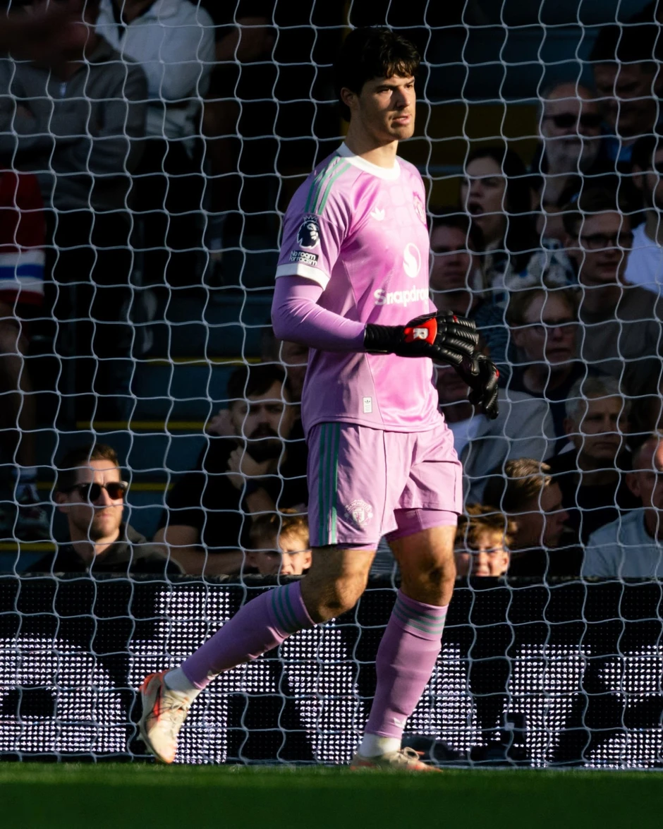 Man Utd nhọc nhằn giành lại 1 điểm từ tay Fulham Man Utd nhọc nhằn giành lại 1 điểm từ tay Fulham
