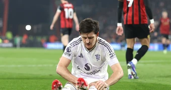 Man Utd rơi chiến thắng sau quả phạt đền tranh cãi