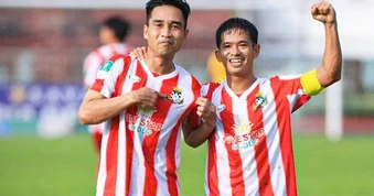 Mất người vì thẻ đỏ, CLB Long An thua ngược trên sân nhà