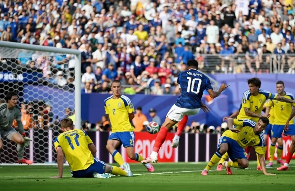Mbappe cân bằng thành tích của Messi, tuyển Pháp đi vào lịch sử World Cup Mbappe cân bằng thành tích của Messi, tuyển Pháp đi vào lịch sử World Cup