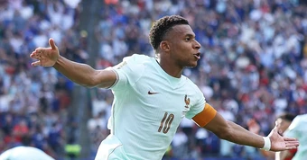 Mbappe chuộc lỗi bằng tuyệt phẩm, Pháp vào bán kết World Cup 2026