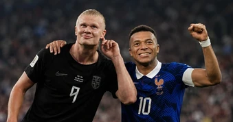 Mbappe và Haaland lập cú đúp, giúp Pháp và Na Uy giành vé đi tiếp