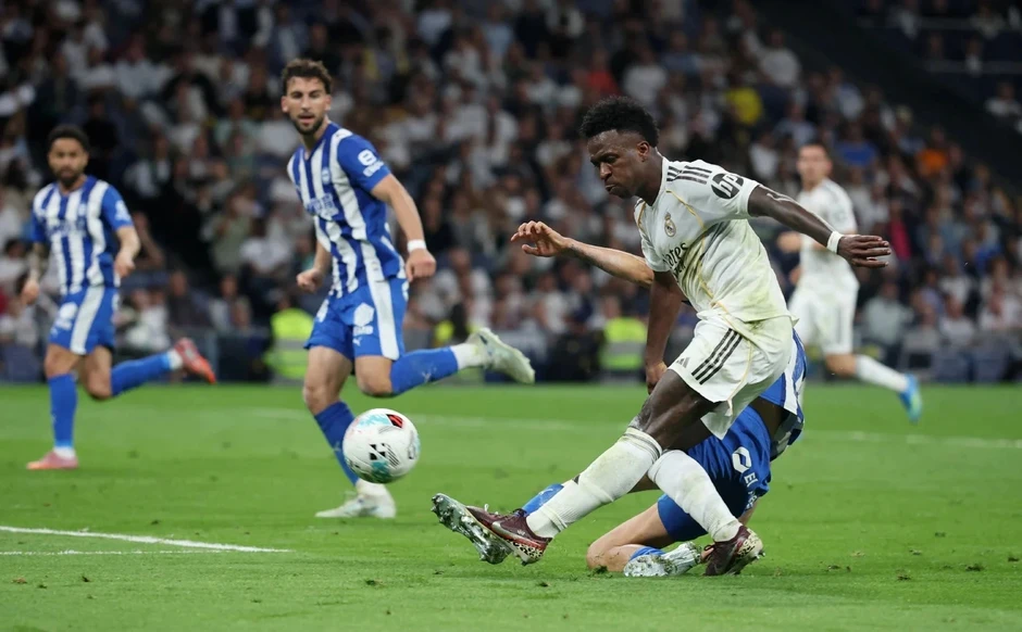 Mbappe và Vinicius giúp Real Madrid níu kéo hy vọng vô địch La Liga Mbappe và Vinicius giúp Real Madrid níu kéo hy vọng vô địch La Liga