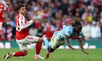 Merson: 'Arsenal cần đoạt Cup Liên đoàn để tự tin hướng đến cú ăn bốn'