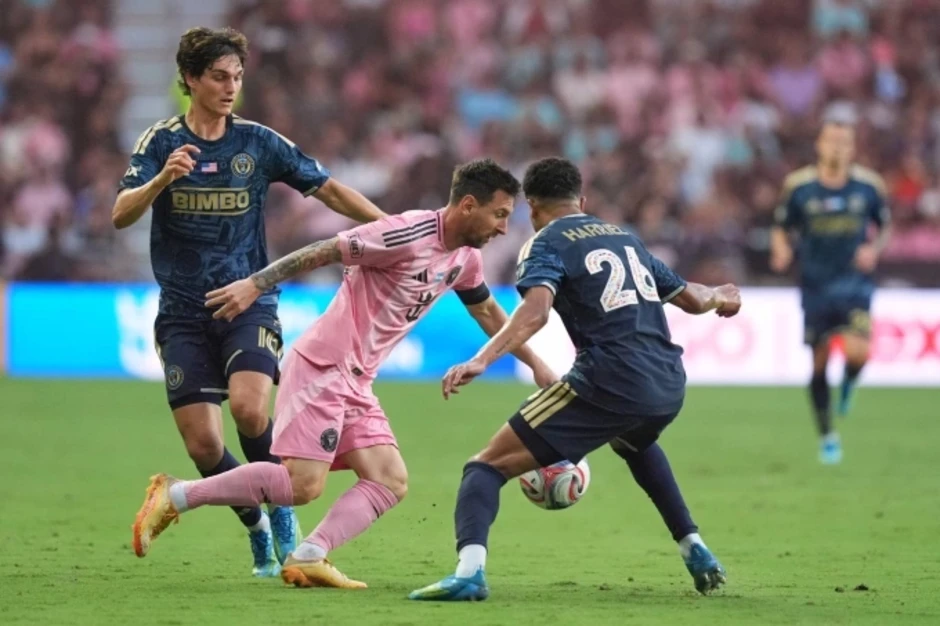 Messi chấn thương trước thềm World Cup 2026 - Báo TinVina Messi chấn thương trước thềm World Cup 2026 - Báo TinVina