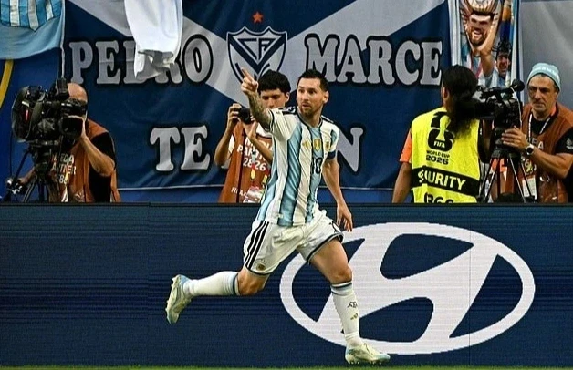 Messi phá vỡ nhiều kỷ lục, bứt tốc trong cuộc đua Vua phá lưới ở World Cup Messi phá vỡ nhiều kỷ lục, bứt tốc trong cuộc đua Vua phá lưới ở World Cup