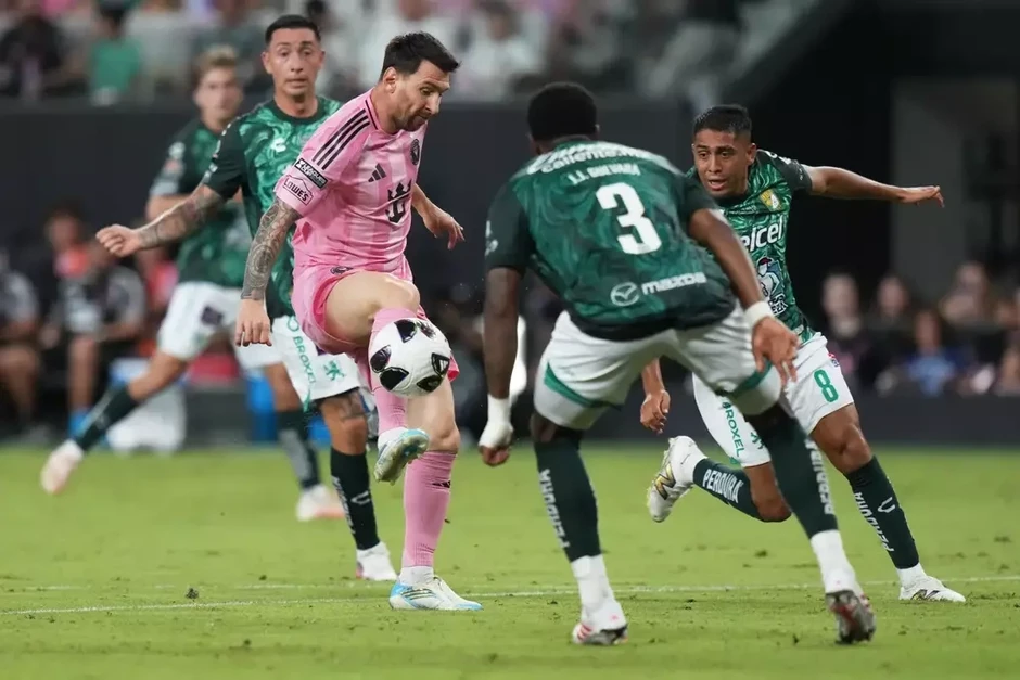 Messi tái xuất trong ngày Inter Miami bị loại ở Leagues Cup 2026 Messi tái xuất trong ngày Inter Miami bị loại ở Leagues Cup 2026