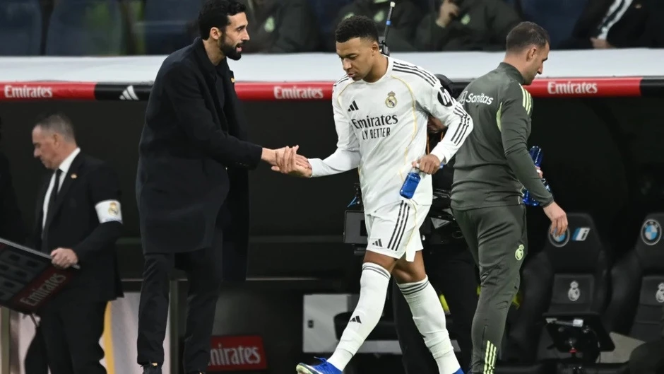 Mourinho sẽ ký 3 năm với Real Madrid, nói gì Mbappe 'var' Arbeloa Mourinho sẽ ký 3 năm với Real Madrid, nói gì Mbappe 'var' Arbeloa
