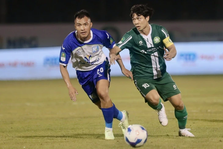 Mùa giải chuyên nghiệp 2025 - 2026: Nhà vô địch dần lộ diện Mùa giải chuyên nghiệp 2025 - 2026: Nhà vô địch dần lộ diện