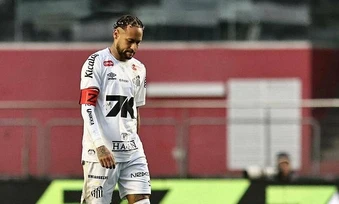 Neymar 'rất buồn' vì quyết định của Ancelotti