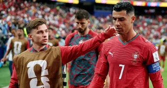 Ngôi sao Bồ Đào Nha: “Không ai có nghĩa vụ chuyền bóng cho C.Ronaldo”