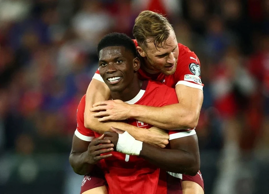 Ngôi sao Thụy Sĩ có nguy cơ bị cấm thi đấu ở World Cup vào phút chót Ngôi sao Thụy Sĩ có nguy cơ bị cấm thi đấu ở World Cup vào phút chót