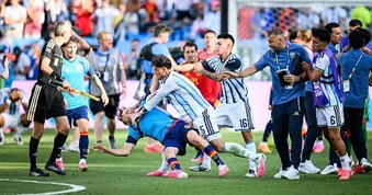 Ngôi sao trẻ Tây Ban Nha bất ngờ lên tiếng bảo vệ cầu thủ Argentina