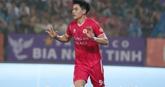 Nguyễn Đình Bắc bùng nổ: Không chỉ là câu chuyện phong độ