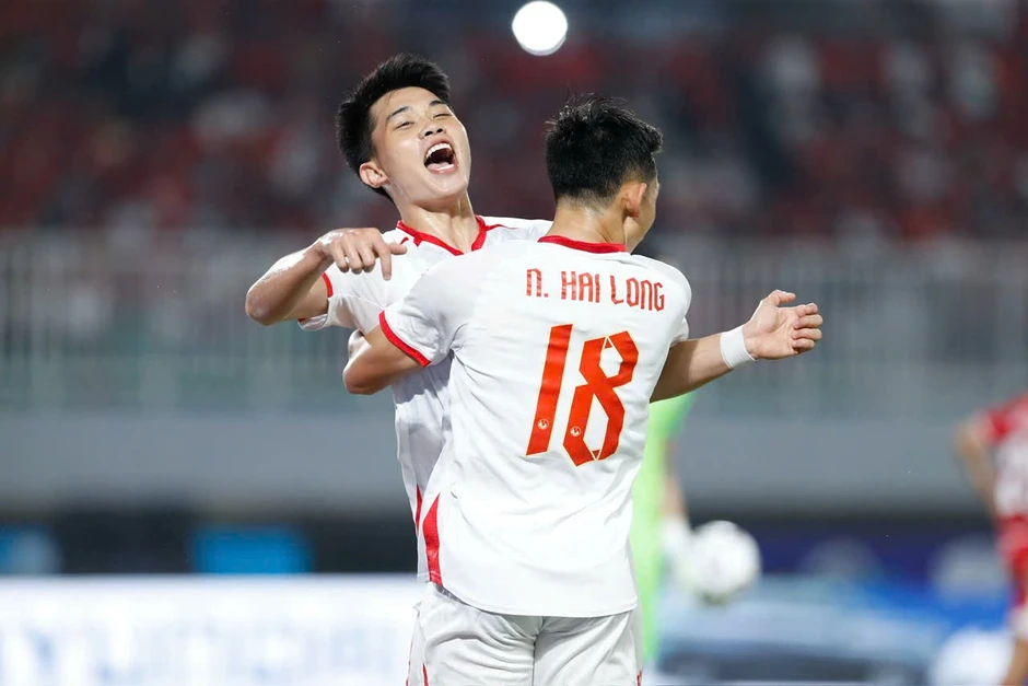 Nhìn lại chiến thắng của đội tuyển Việt Nam trước Indonesia: Những bất ngờ từ HLV Kim Sang-sik