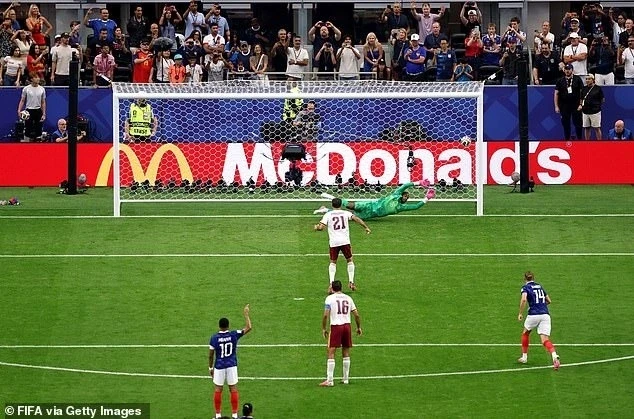 Oyarzabal ghi dấu lịch sử khi Tây Ban Nha vào chung kết World Cup 2026 Oyarzabal ghi dấu lịch sử khi Tây Ban Nha vào chung kết World Cup 2026