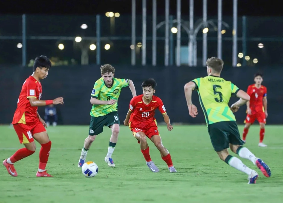 Phản ứng của CĐV châu Á sau thất bại của U17 Việt Nam trước U17 Australia Phản ứng của CĐV châu Á sau thất bại của U17 Việt Nam trước U17 Australia