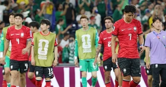 Phản ứng của truyền thông Hàn Quốc khi đội nhà sớm chia tay World Cup