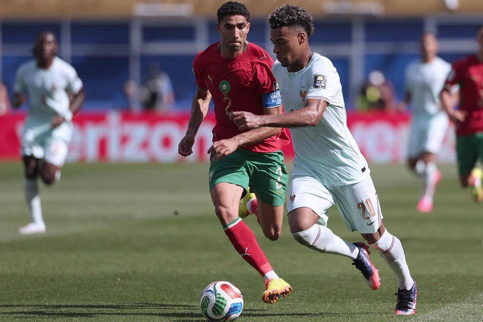 Pháp thắng đẹp Maroc 2-0: Kiệt tác của Didier Deschamps