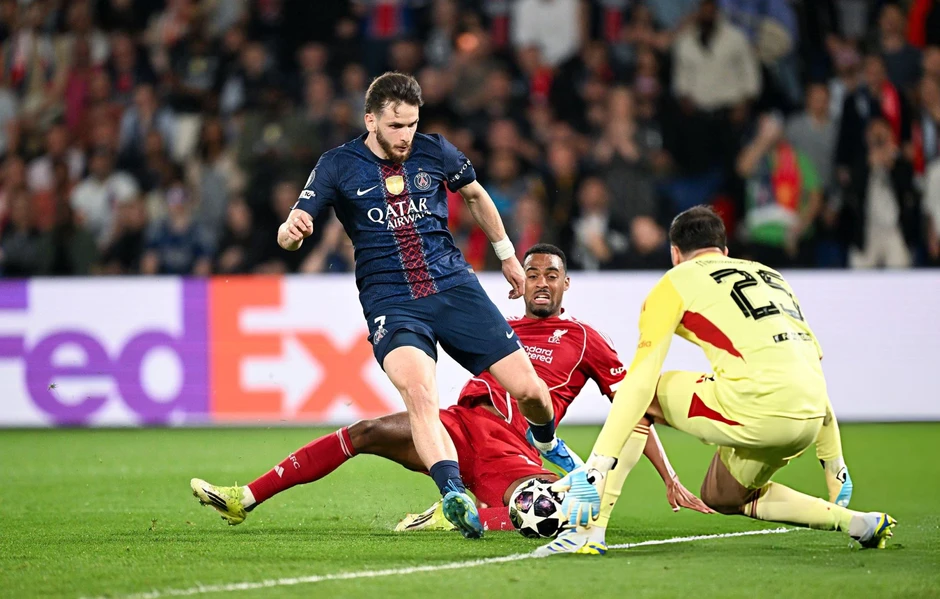 PSG áp đảo Liverpool, đặt một chân vào bán kết Champions League PSG áp đảo Liverpool, đặt một chân vào bán kết Champions League