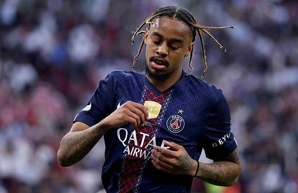 PSG chia tay hàng loạt ngôi sao sau chức vô địch Champions League PSG chia tay hàng loạt ngôi sao sau chức vô địch Champions League