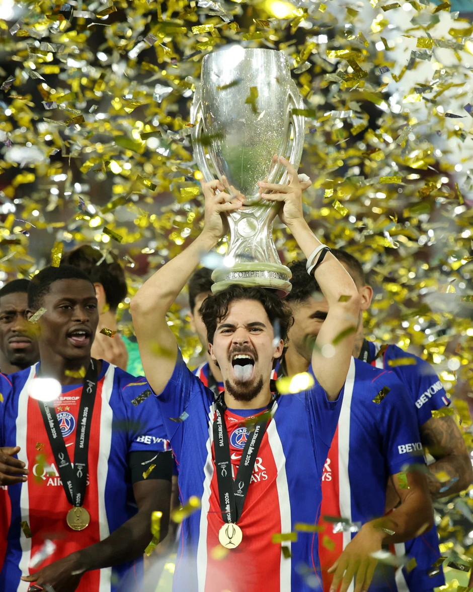 PSG đoạt Siêu cúp châu Âu năm thứ 2 liên tiếp PSG đoạt Siêu cúp châu Âu năm thứ 2 liên tiếp