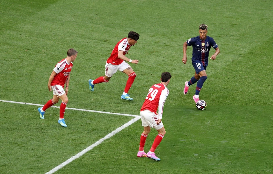 PSG hạ Arsenal trên chấm luân lưu, tiếp tục vô địch Champions League