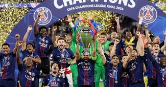 PSG hạ Arsenal trên chấm luân lưu, tiếp tục vô địch Champions League