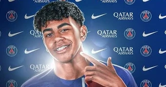 PSG vung 350 triệu euro thuyết phục Barca bán Lamine Yamal