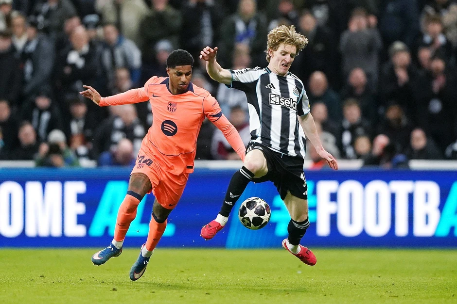 Rashford bẽ bàng khi dính 'cú lừa' từ Barcelona