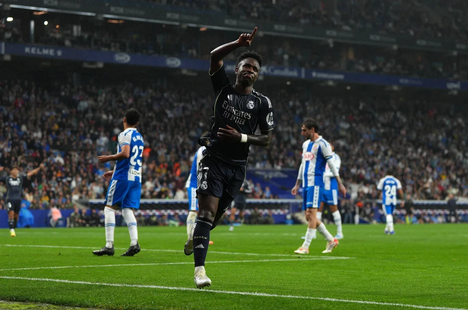 Real Madrid chiến thắng, Barcelona chưa thể vô địch La Liga Real Madrid chiến thắng, Barcelona chưa thể vô địch La Liga