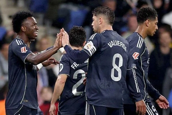 Real Madrid chiến thắng, Barcelona chưa thể vô địch La Liga Real Madrid chiến thắng, Barcelona chưa thể vô địch La Liga