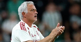 Real Madrid chiến thắng, Mourinho nói rõ phong độ Vinicius