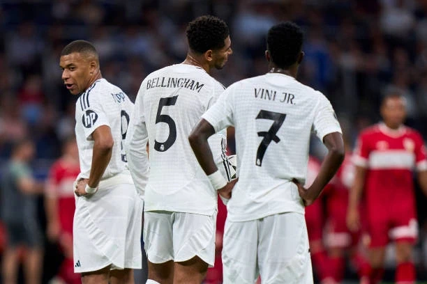 Real Madrid chìm sâu vào khủng hoảng, HLV Arbeloa đối mặt án sa thải Real Madrid chìm sâu vào khủng hoảng, HLV Arbeloa đối mặt án sa thải