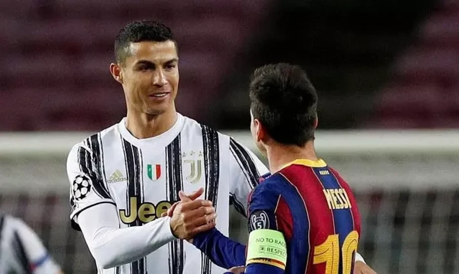 Ronaldo an ủi Messi về nỗi đau mất cha Ronaldo an ủi Messi về nỗi đau mất cha