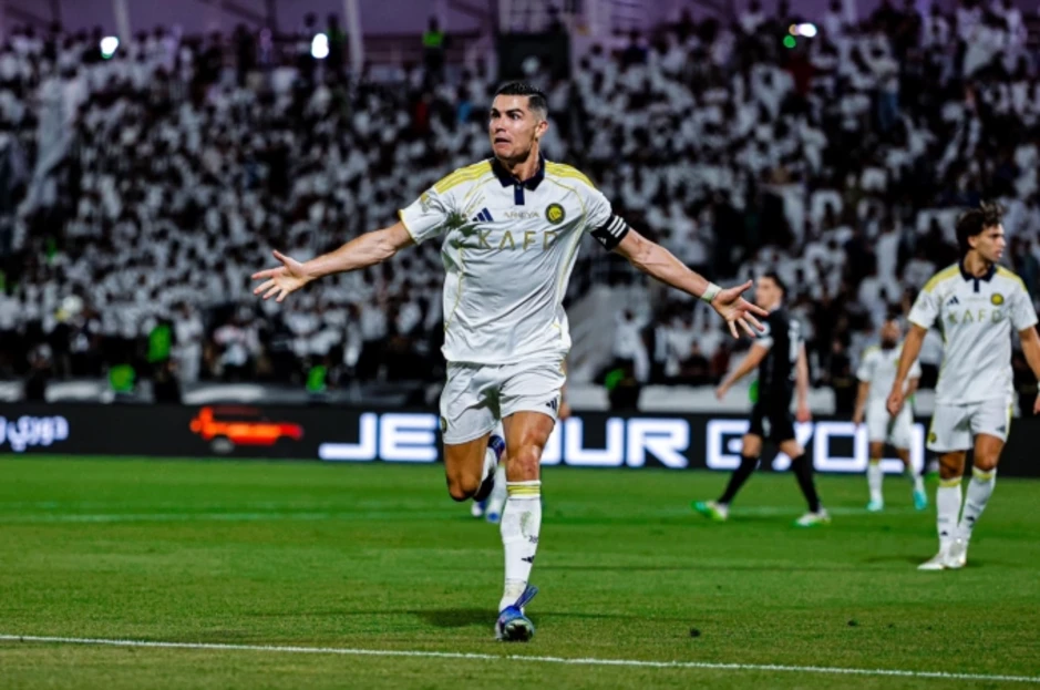 Ronaldo cán mốc 100 bàn tại Saudi League Ronaldo cán mốc 100 bàn tại Saudi League