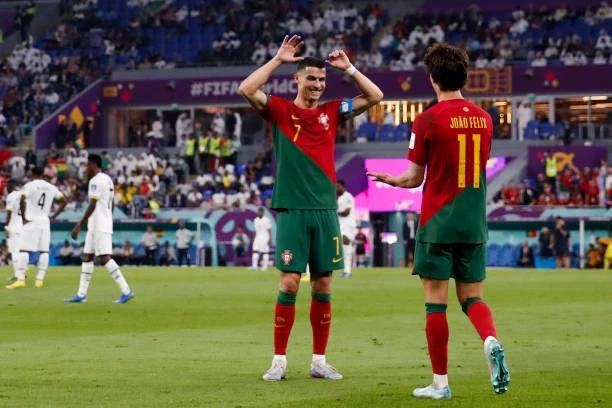 Ronaldo không ghi bàn trong 10 trận liên tiếp ở Euro và World Cup Ronaldo không ghi bàn trong 10 trận liên tiếp ở Euro và World Cup