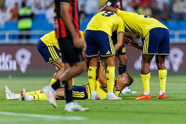 Ronaldo lập công cho Al Nassr, tiến gần cột mốc 1.000 bàn thắng Ronaldo lập công cho Al Nassr, tiến gần cột mốc 1.000 bàn thắng