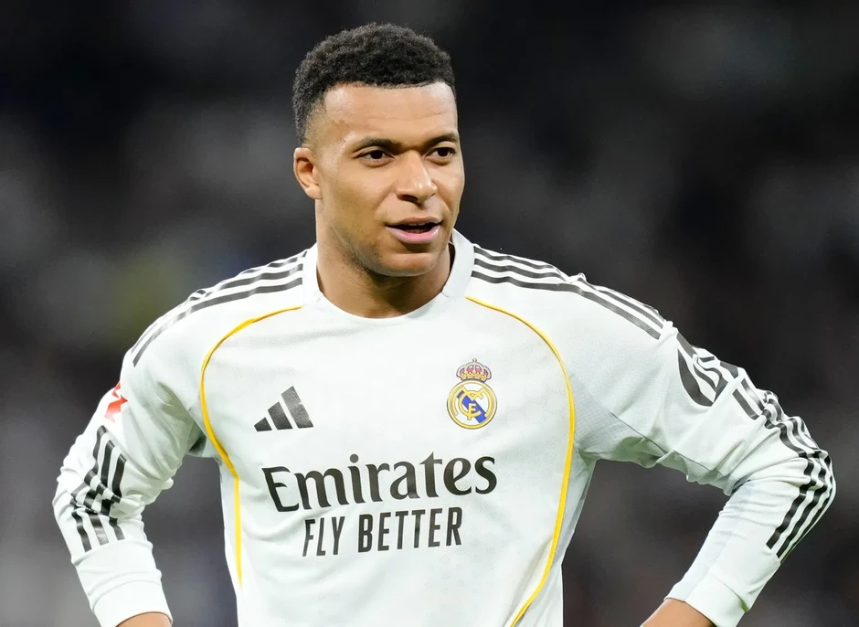 Sai sót chấn động Real Madrid, ảnh hưởng lớn tới Kylian Mbappe Sai sót chấn động Real Madrid, ảnh hưởng lớn tới Kylian Mbappe