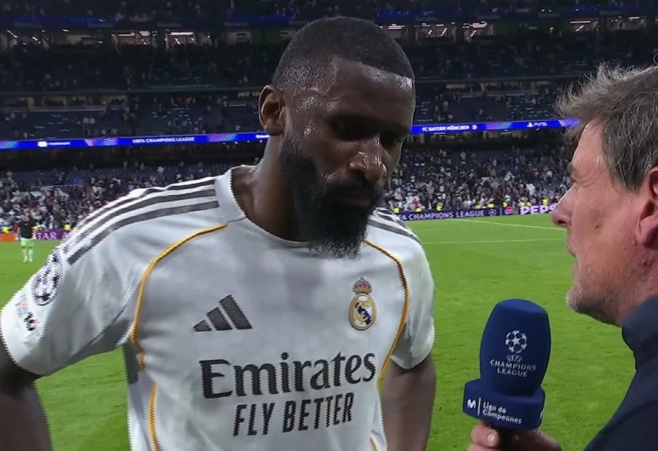 Sao Real Madrid: Chúng tôi đã biếu không 2 bàn cho Bayern Sao Real Madrid: Chúng tôi đã biếu không 2 bàn cho Bayern
