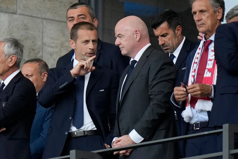 Sau bước lùi thảm họa, Chủ tịch FIFA còn giữ được quyền lực? Sau bước lùi thảm họa, Chủ tịch FIFA còn giữ được quyền lực?