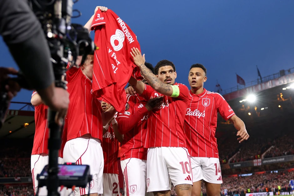 Sẽ ra sao nếu một CLB rớt hạng Ngoại hạng Anh dự Champions League mùa tới? Sẽ ra sao nếu một CLB rớt hạng Ngoại hạng Anh dự Champions League mùa tới?