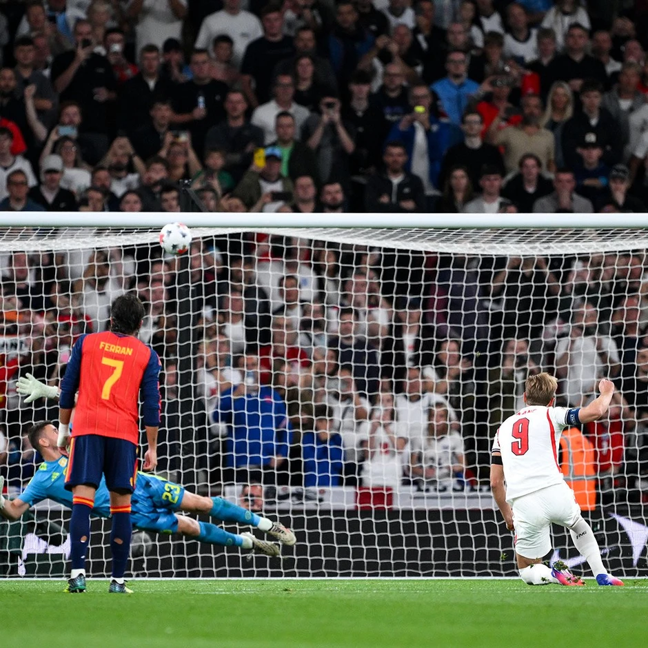 Tây Ban Nha đánh bại tuyển Anh ngay tại Wembley Tây Ban Nha đánh bại tuyển Anh ngay tại Wembley