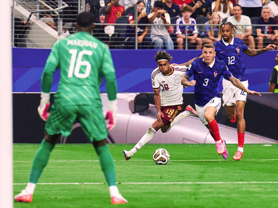 Tây Ban Nha hạ Pháp vào chung kết World Cup: Quyền uy La Roja Tây Ban Nha hạ Pháp vào chung kết World Cup: Quyền uy La Roja