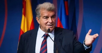 Thắng áp đảo, Joan Laporta tái đắc cử ghế Chủ tịch Barcelona